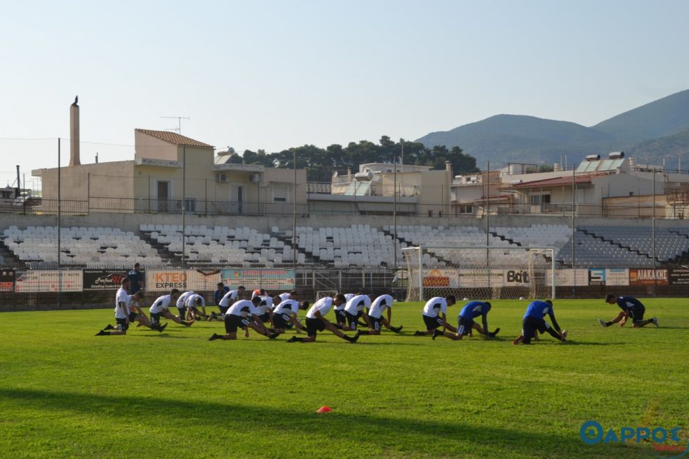 Πάτησαν χορτάρι οι ποδοσφαιριστές της Καλαμάτας