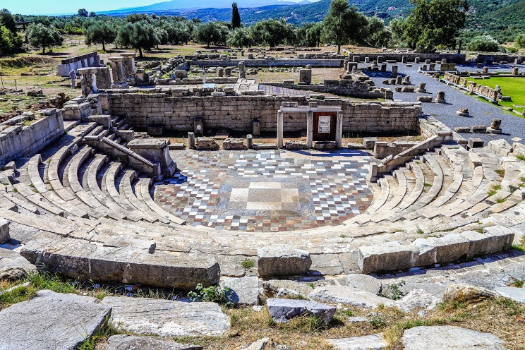 Συνάντηση του Γ. Λαμπρόπουλου με την υπουργό Λίνα Μενδώνη για τα ιστορικά μνημεία της Μεσσηνίας