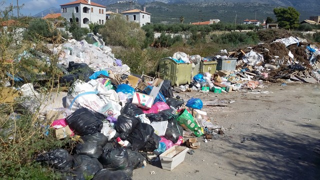 Τραγική η κατάσταση με τα σκουπίδια στο Δήμο Δυτικής Μάνης