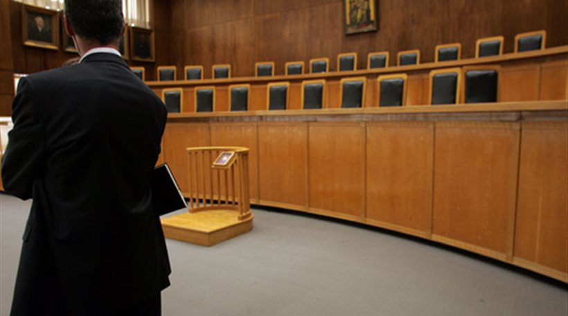 Ολομέλεια Δικηγόρων: Επαναβεβαίωση της αποχής στα ποινικά δικαστήρια
