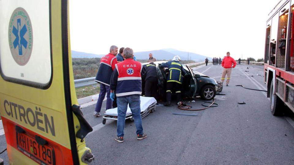 Τα θανατηφόρα τροχαία ξεματώνουν την Πελοπόννησο