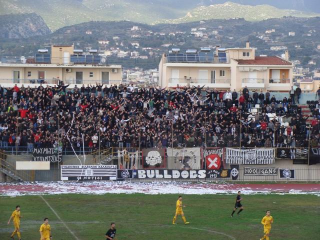 Ενημέρωση φιλάθλων κατά της βίας από την Καλαμάτα- Πήρε Καλλιντέρη ο Τσικλητήρας