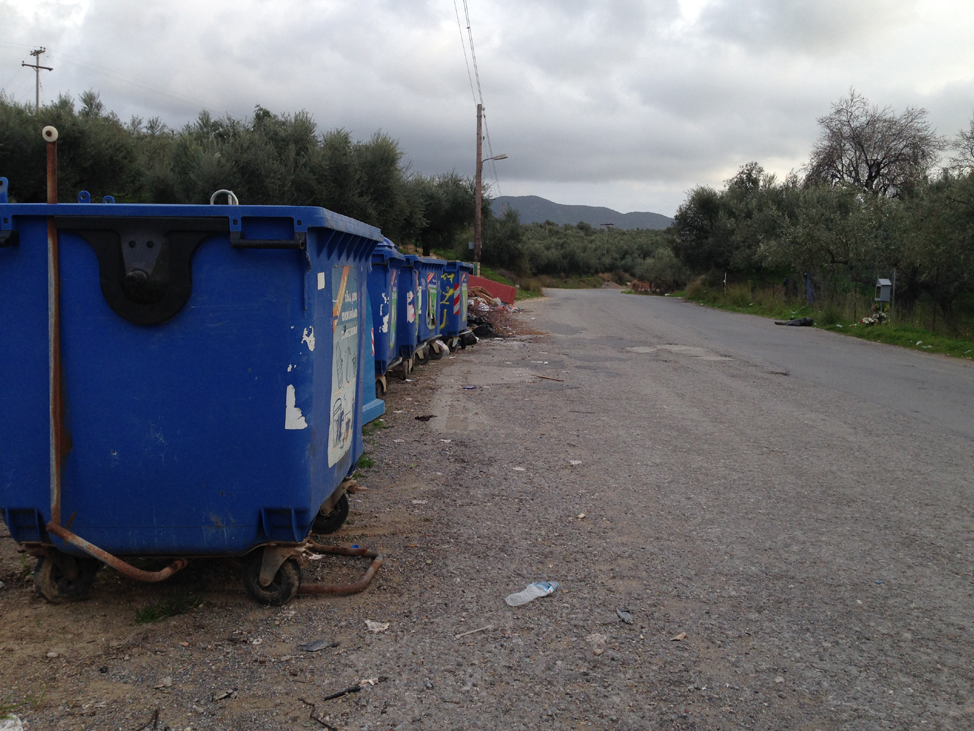 Εικόνες ντροπής στην Παλιόχωρα Αβίας, παραμένει σε άθλια κατάσταση ο δρόμος (φωτογραφίες)