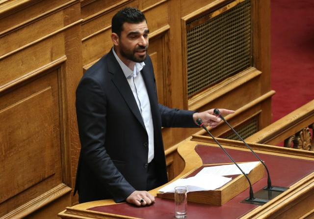 Τραμπούκικη επίθεση  στον Π. Κωνσταντινέα