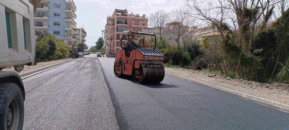 Καλαμάτα: Ασφαλτόστρωση στη διάνοιξη  της οδού Βουλγαροκτόνου