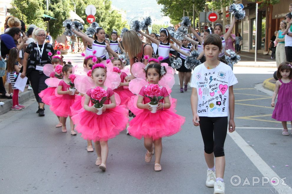 Καλαμάτα: Με λουλουδένια παρέλαση ολοκληρώνεται σήμερα η 11η Ανθοκομική Έκθεση
