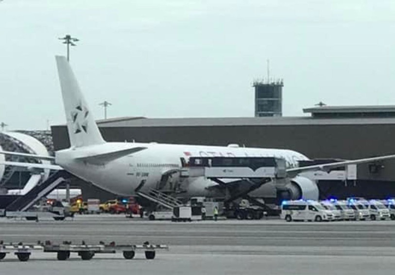 Ένας νεκρός και δεκάδες τραυματίες λόγω ισχυρών αναταράξεων σε πτήση Boeing 777