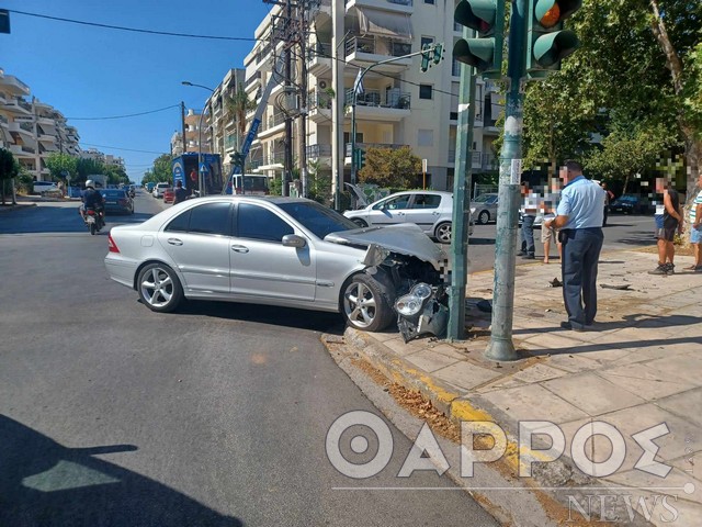 Τροχαίο στη συμβολή των οδών Κρήτης και Ηρώων