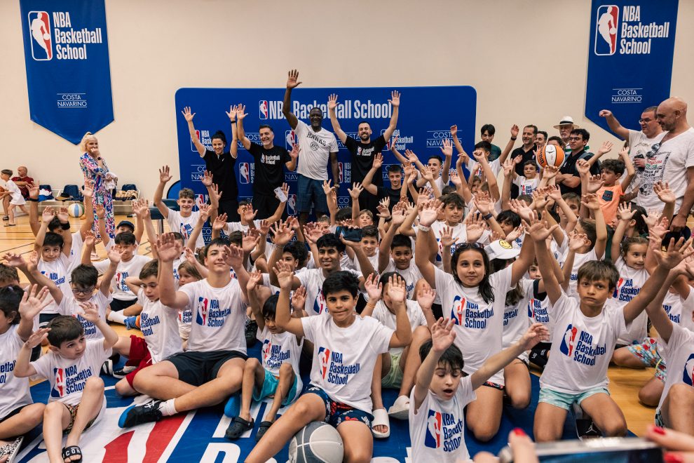 Costa Navarino: Ο θρύλος του NBA Dominique Wilkins επέστρεψε στην Ελλάδα για το NBA Basketball School