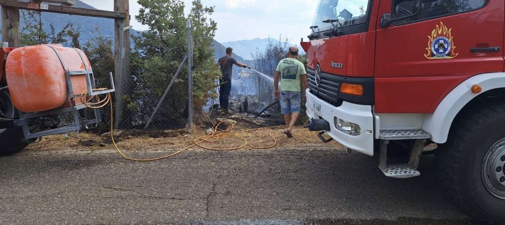 Πυρκαγιά ξέσπασε στην Αυλώνα