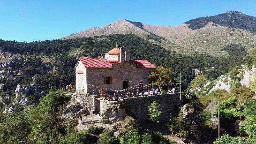 Πεζοπορία στα Πηγάδια Ταϋγέτου με τον Ορειβατικό Σύλλογο Καλαμάτας