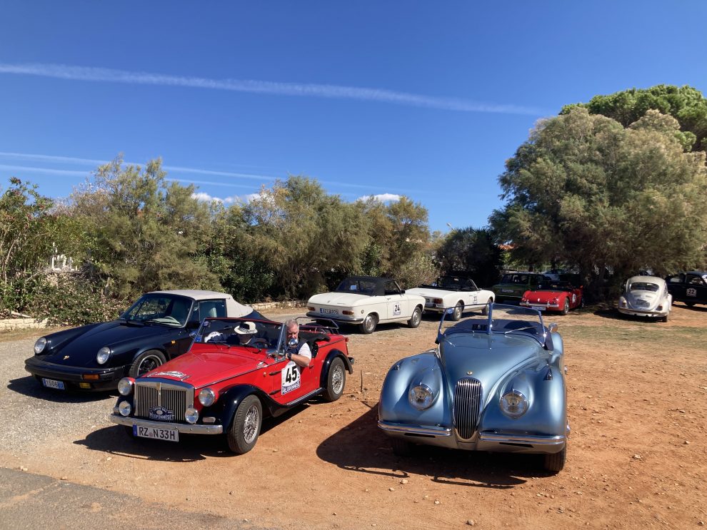 Ιστορία και λάμψη με τα αυτοκίνητα του “Tour du Péloponnèse” – Υποδοχή στο Καλό Νερό και συνέχεια στους Δήμους Μεσσήνης και Καλαμάτας