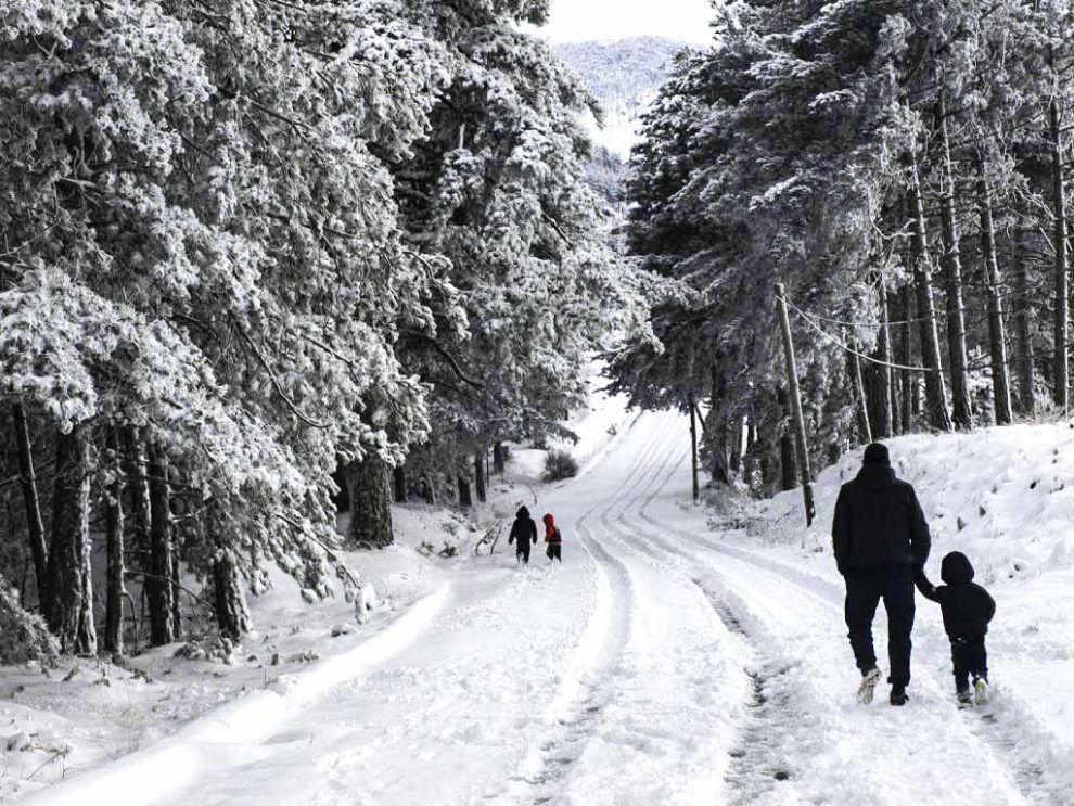 Καιρός: Βροχές, χιόνια και άνεμοι έως 9 μποφόρ – Πού θα είναι πιο έντονα τα φαινόμενα