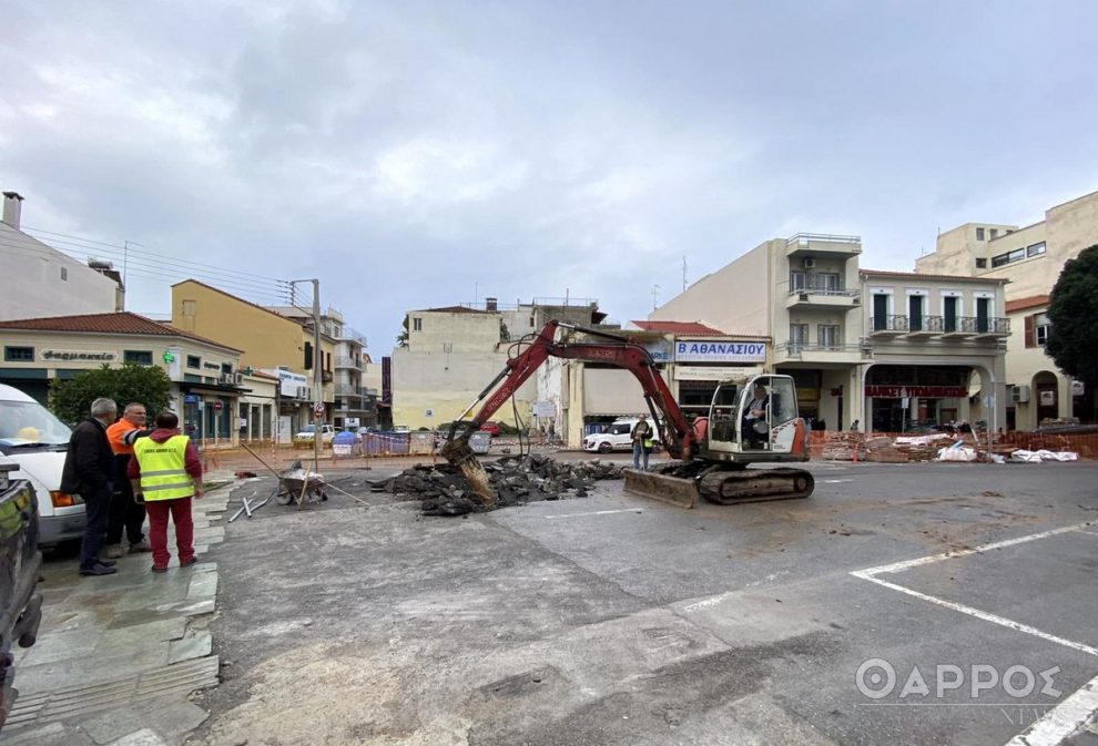 Ξεκίνησαν οι εργασίες στην πλατεία 23ης Μαρτίου -Κλειστό το ρεύμα προς Νέδοντος