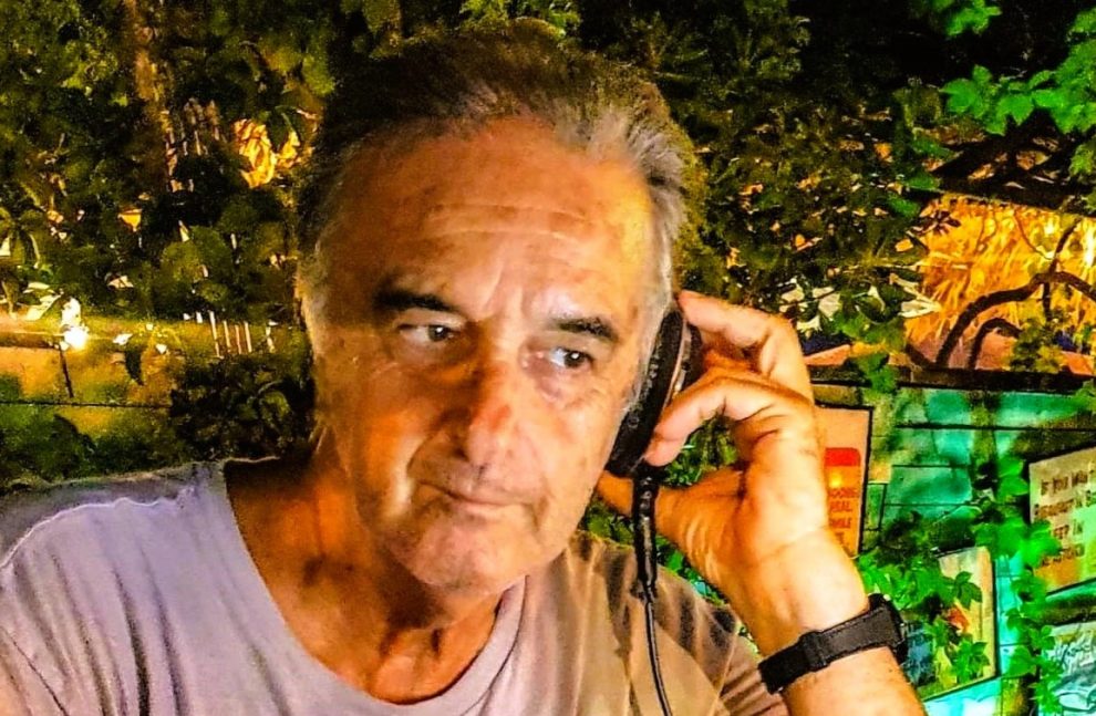 Μάκης Πρεζεράκος: Ο θρυλικός Dj της Καλαμάτας μιλά στο «Θάρρος»