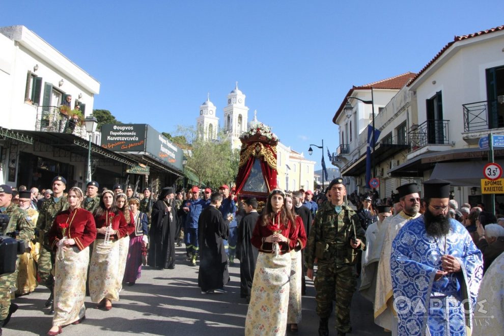 Χιλιάδες πιστών στον εορτασμό της «Παναγίας Υπαπαντής» στην Καλαμάτα