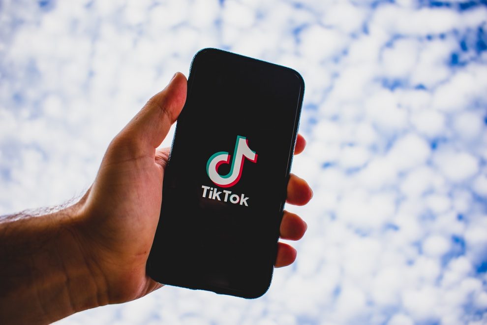 Πώς το TikTok μεταφέρει τα προσωπικά δεδομένα των Ελλήνων στην Κίνα