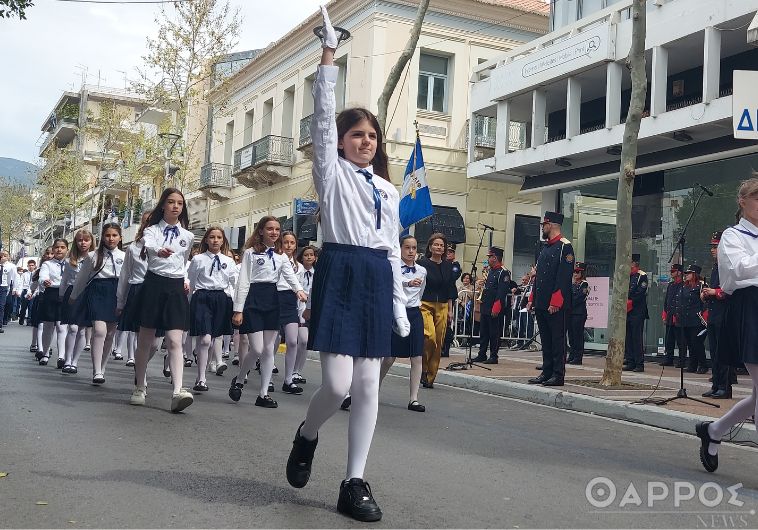 Η Καλαμάτα τίμησε την 25η Μαρτίου 1821 με την εντυπωσιακή παρέλαση