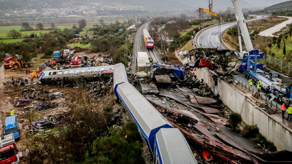 Συλλαλητήριο σήμερα στην Καλαμάτα λόγω συζήτησης στη Βουλή της υπόθεσης των Τεμπών